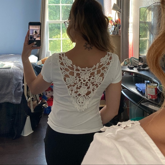 Basic white top - Picture 4 of 4